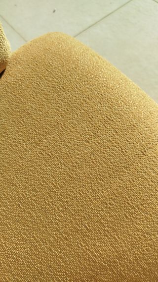 Sofá 2 plazas mostaza