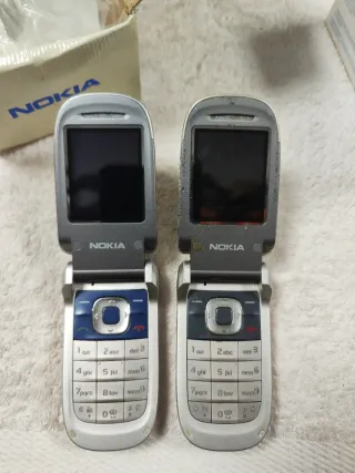 2 x Nokia 2760 (Blu/Argento)