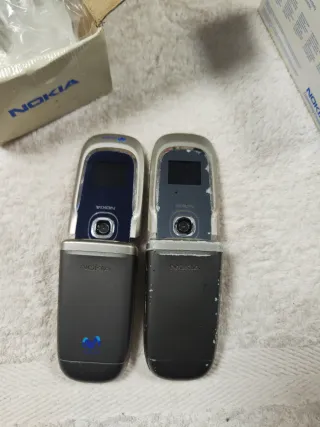 2 x Nokia 2760 (Blu/Argento)