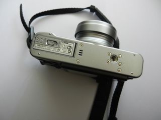 Cámara Fujifilm X20 Plata y Negra