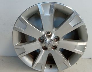 Mitsubishi 470138 7 j x 18 llanta outlander (cw0)