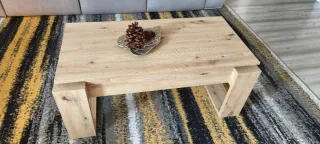 Mesa de centro elevable de madera