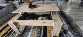 Mesa de centro elevable de madera