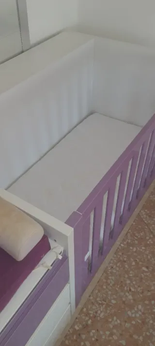 Cuna convertible en mesa escritorio cama y cajoner