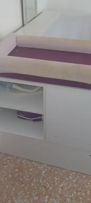 Cuna convertible en mesa escritorio cama y cajoner