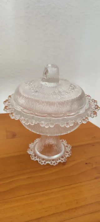 Bombonera de cristal con tapa