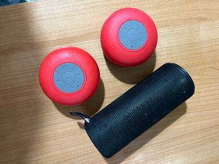 Lote 3 altavoces portátiles (rojo y negro)