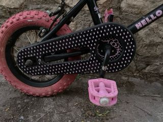Bicicleta Hello Kitty 12 pulgadas