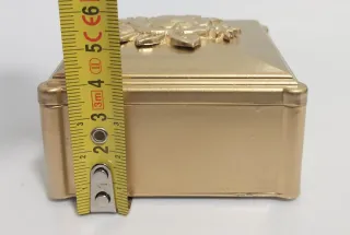 Caja Vintage Aluminio Dorado Flor