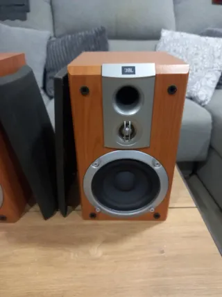 Altavoces JBL alta fidelidad U.S.A.
