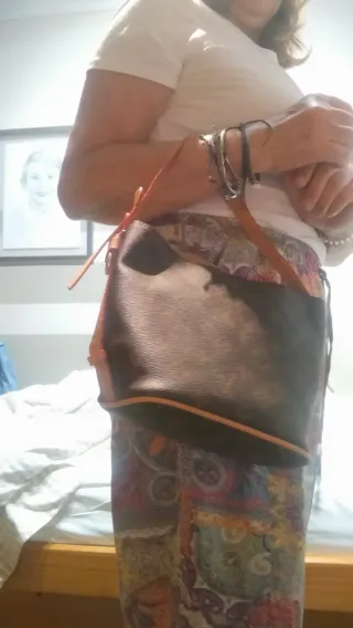 Bolso pequeño forma de cubo