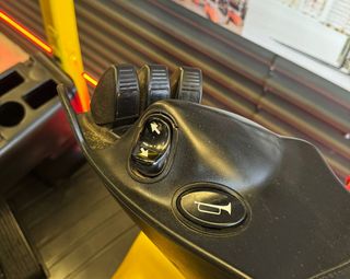 CARRETILLA ELEVADORA SEGUNDA MANO 1600 KG