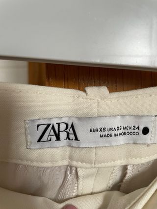 Pantalón de vestir Zara beige
