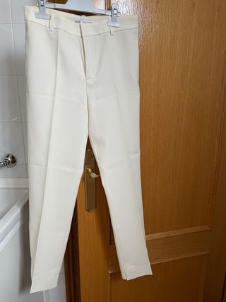 Pantalón de vestir Zara beige