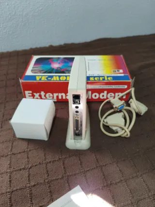 Módem Externo VK-MO V.90 56Kbps Fax/Voz