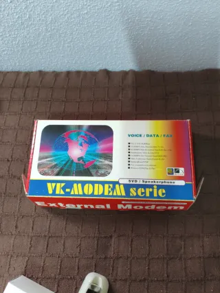 Módem Externo VK-MO V.90 56Kbps Fax/Voz