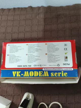 Módem Externo VK-MO V.90 56Kbps Fax/Voz