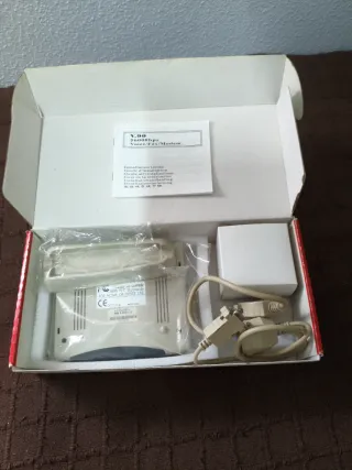 Módem Externo VK-MO V.90 56Kbps Fax/Voz