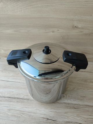 Olla a presión - Jata