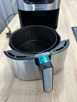 Freidora Cecotec 3.5L (con marcas de uso)