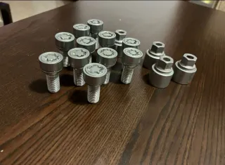 Se vende tornillos antirrobo VW GOLF MK7 AUDI SEAT