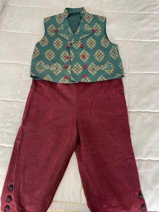 Traje de fallero en perfecto estado, 2 puestas