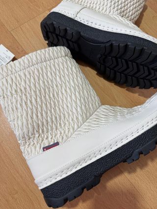 Botas de nieve Oysho NUEVAS Talla 37