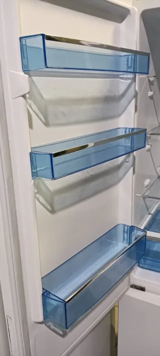 NEVERA COMBI ROMMER NO FROST ENERGÍA A+