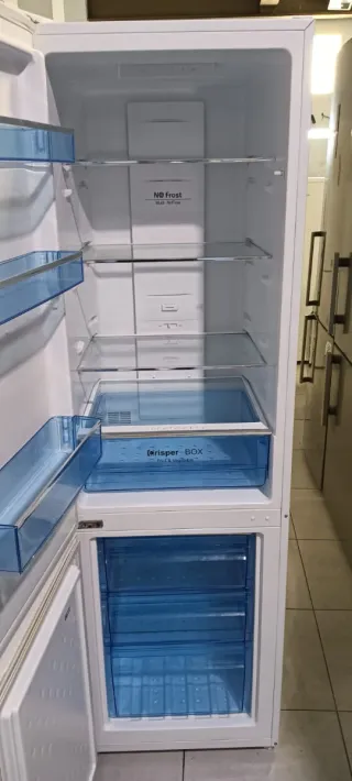 NEVERA COMBI ROMMER NO FROST ENERGÍA A+