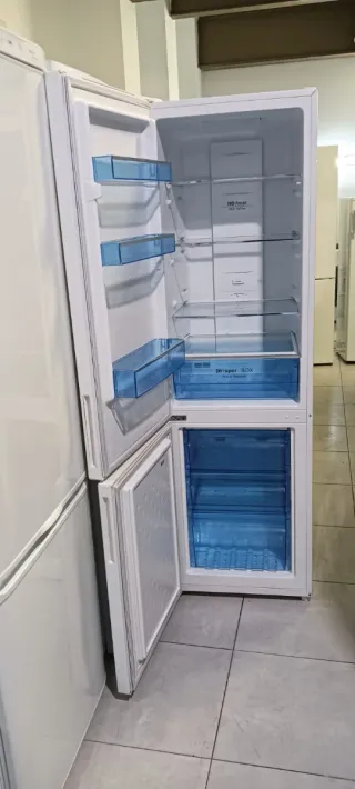 NEVERA COMBI ROMMER NO FROST ENERGÍA A+