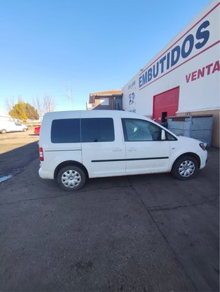 Volkswagen Caddy 2012