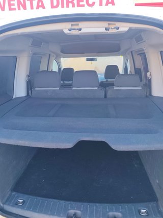 Volkswagen Caddy 2012