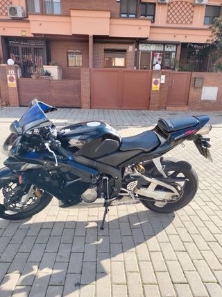Honda CBR 600rr año 2003 Negra 62000km