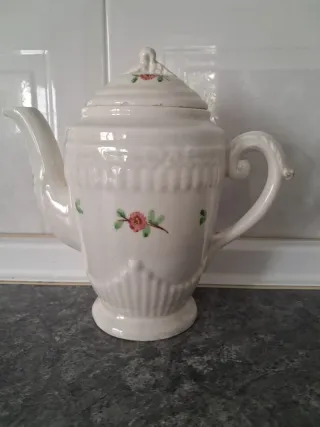 Juego Cafetera y Lechera Antiguas Flores