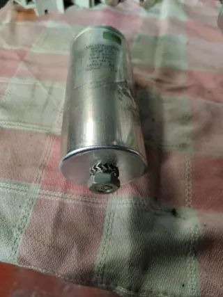 Condensador Arcotronics MKP 1.44/A 100uF 400V