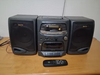 Minicadena Sanyo S735 CD/Radio/Caset