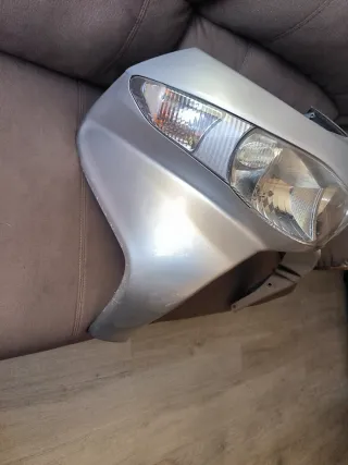 Frontal Suzuki Burgman 125/200