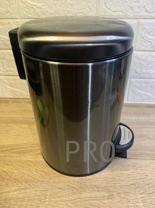 Cubo de pedal de acero WENKO