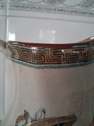 Jarra antigua estilo orientalista