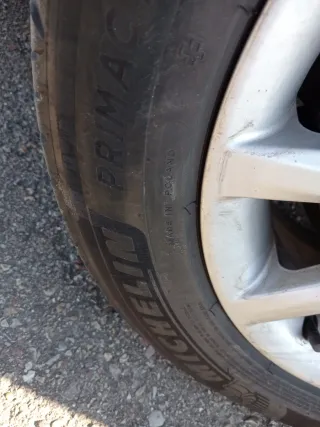 4 Llantas. 16"  y neumáticos Michelin 205-55-16