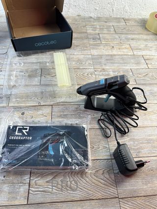 Pistola de encolar Cecotec