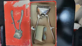 Maquinilla de barbería antigua