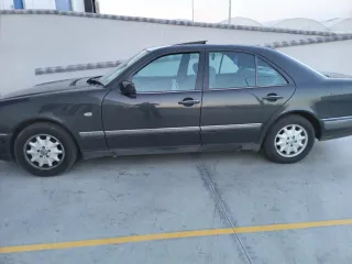 Mercedes-Benz Clase E 1996