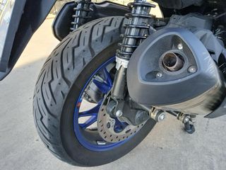 BMW 400X Maxi Scooter