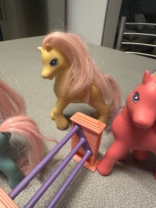 Set 3 Mini Pony con recinto