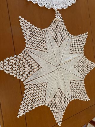 2 Centri Tavola Antichi in quello rotondo piccola