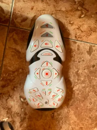 Robot Juguete con Mando a Distancia