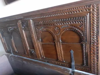 Arca catalana madera siglo XVII