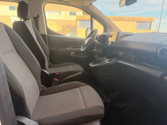 Citroen Berlingo 2019 pegatina C