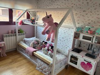 Cama Montessori Blanca + regalos protector